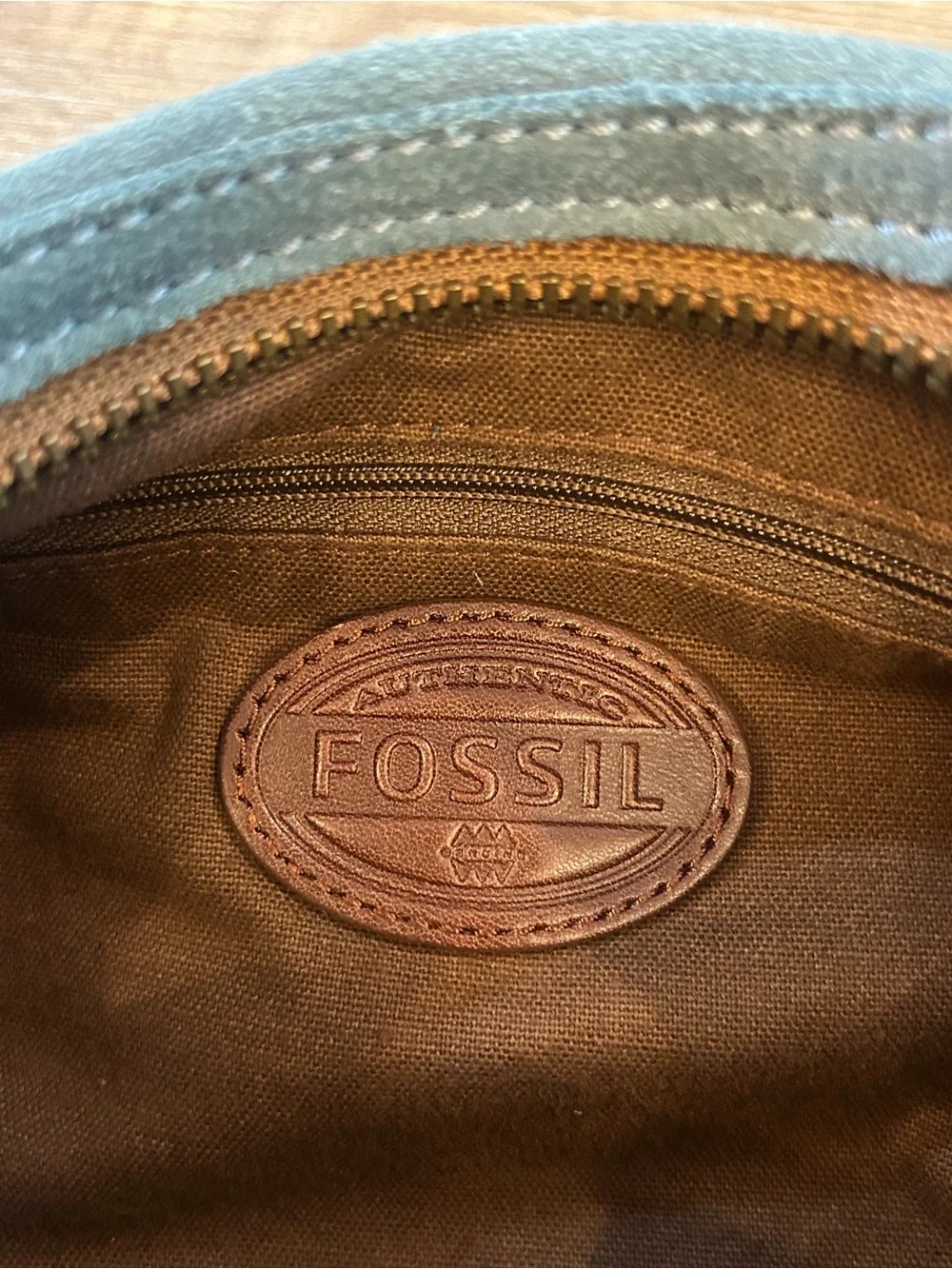 Fossil Long Live Vintage Blue Suede Leather Crossbody Shoulder Bag Key Charm